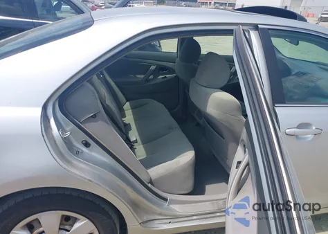 2007 Toyota Camry Le z USA, uszkodzony, nr VIN 4T1BE46K37U579087